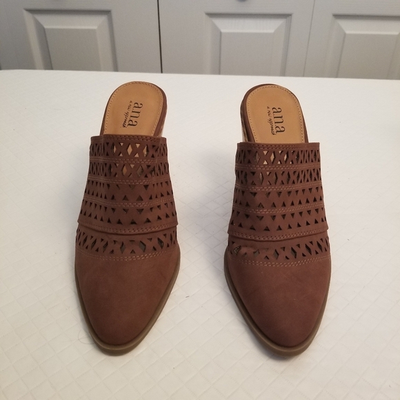 A.N.A. A NEW APPROACH Hiro ladies Wedge heels. Size 6M Cut Out - Picture 6 of 7